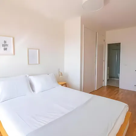 Apartamento T3 Com Piscina E Vista Mar Moledo (Viana do Castelo)