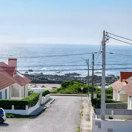 T3 Com Piscina E Vista Mar Moledo (Viana do Castelo)
