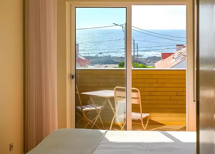 T3 Com Piscina E Vista Mar