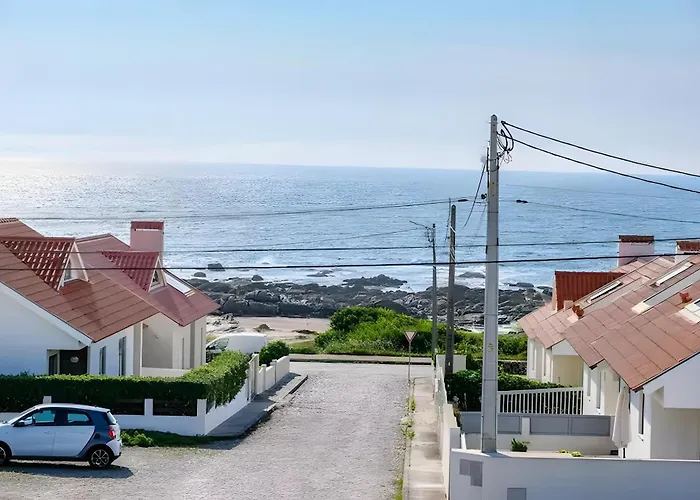 T3 Com Piscina E Vista Mar Moledo (Viana do Castelo)